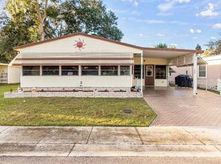 6045 Presidential Cir, Zephyrhills, FL 33540