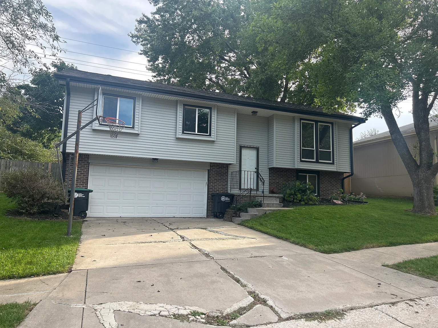 3 bed, 1513 sqft, $2,100 — Photo 1