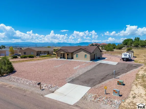 519 S Woodstock Dr, Pueblo West, CO 81007