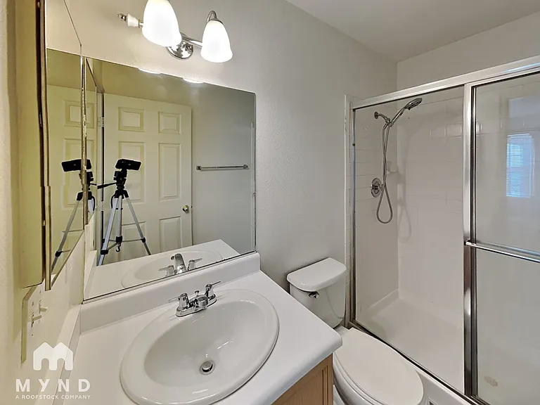 8042 Laurena Ave — Photo 20