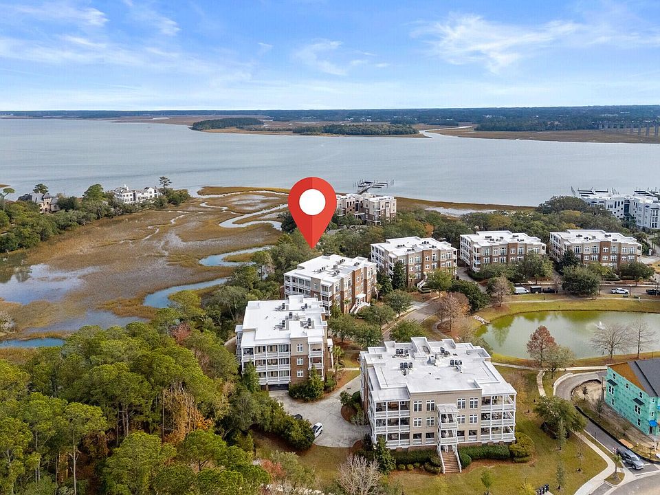 1st image of 136 Fairbanks Oak Aly Unit 3B