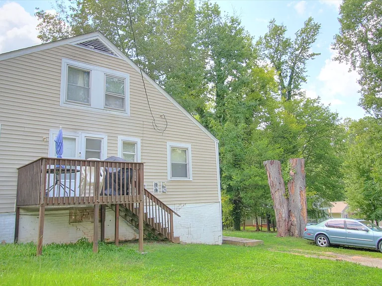 1011 E Ellerbee St #A — Photo 1