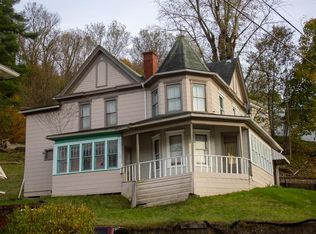 4 Gable Ave, Cameron, WV 26033
