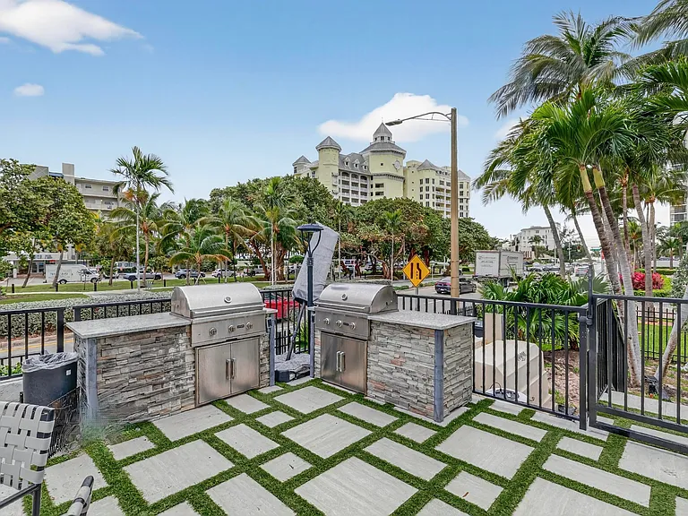 2029 N Ocean Blvd #509 — Photo 35