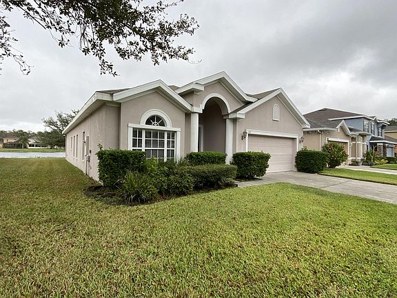 4th image of 621 Fern Lake Dr