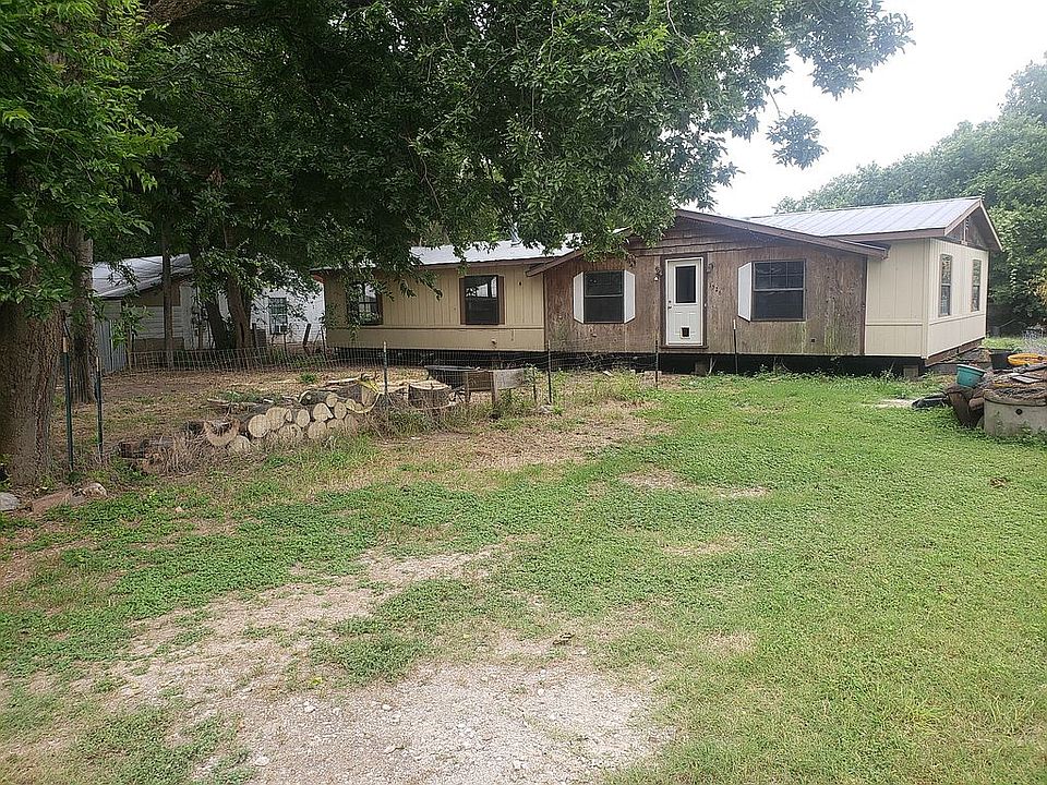 1st image of 1526 Roadside Dr