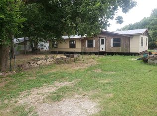 1526 Roadside Dr, Canyon Lake, TX 78133