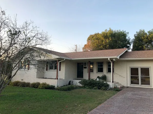 1070 Dogwood Cir NE, Arab, AL 35016