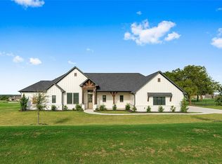 127 Stanford Ln, Springtown, TX 76082