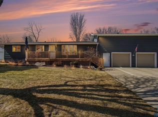516 S Donaldson St, Luverne, MN 56156