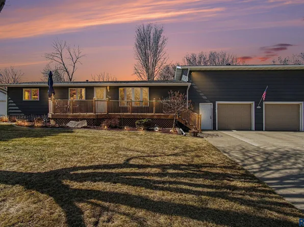 516 S Donaldson St, Luverne, MN 56156