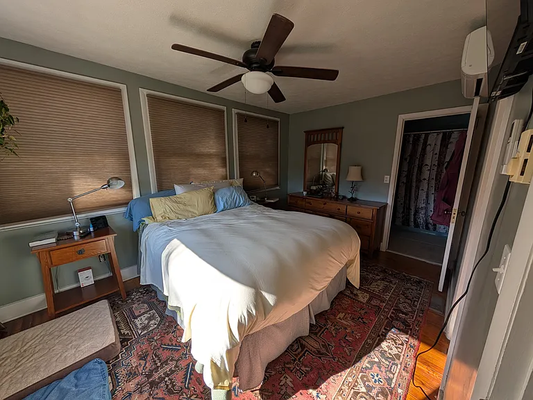 115 Lake Dr — Photo 13