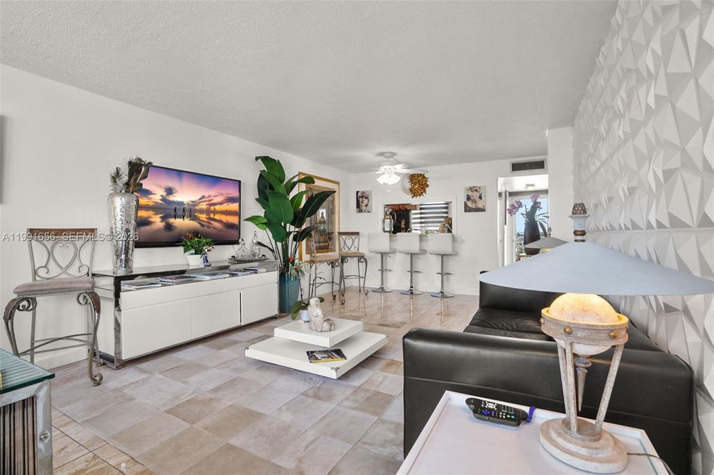 201 N Ocean Blvd APT 509, photo 3