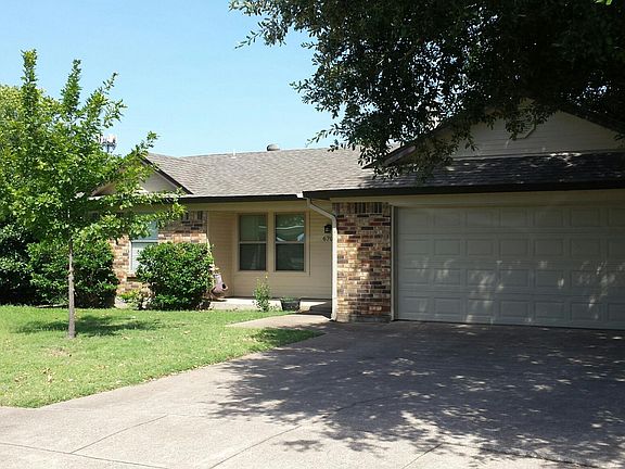 2nd image of 6709 Johnnie Ct
