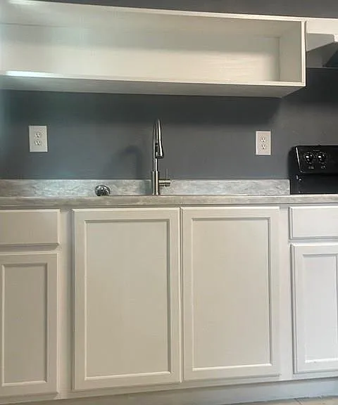 2631 Oakcliff St — Photo 11