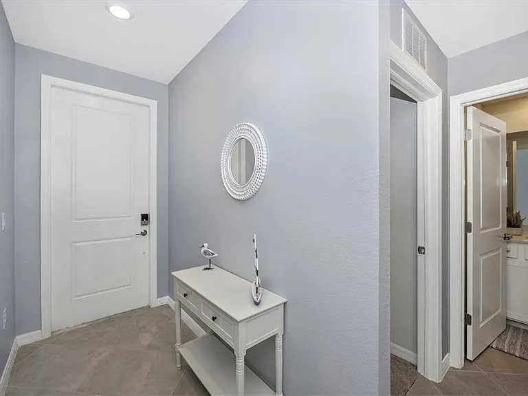 12240 Wellen Golf St #207 — Photo 4