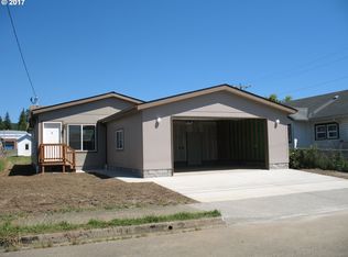 821 Bender St, Myrtle Pt, OR 97458