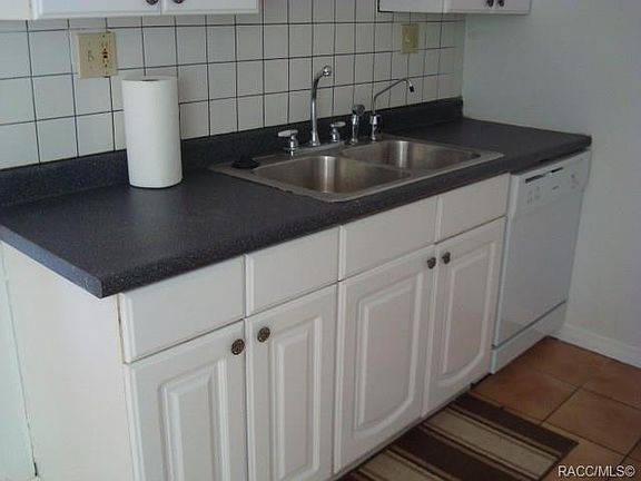 2nd image of 8521 N Pine Needle Ter