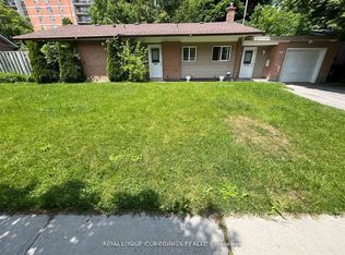 69 Samson Cres, Toronto, ON M1G1N2