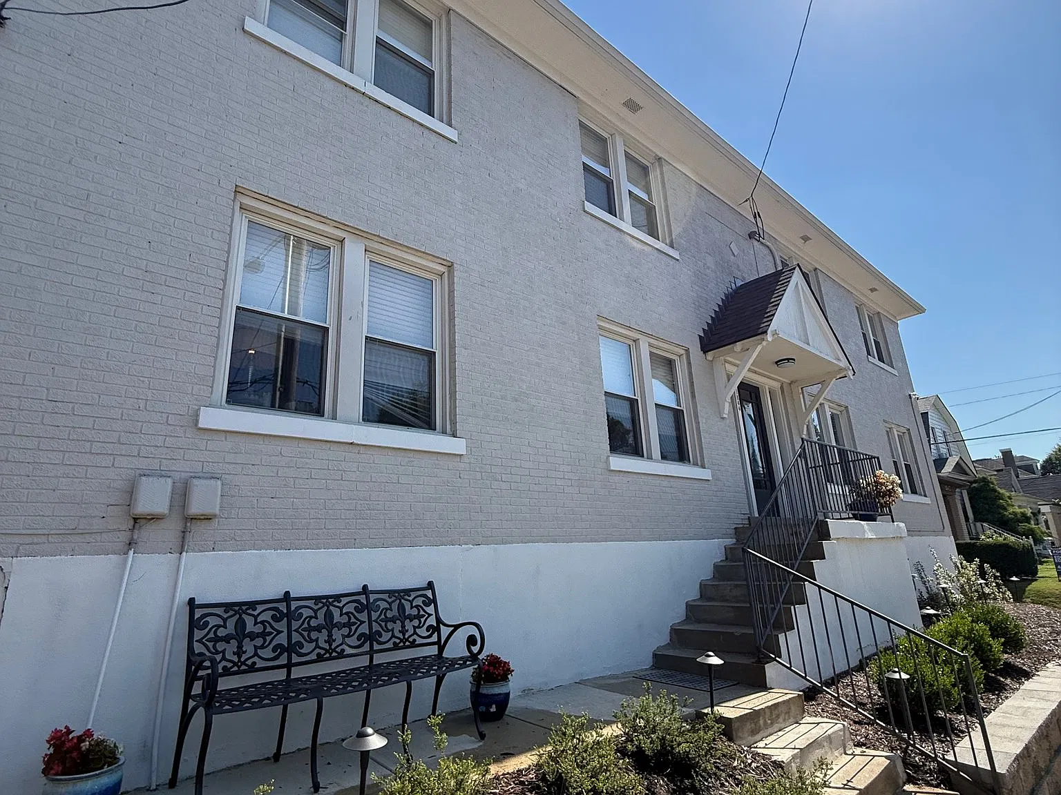 1844 Deer Park Ave — Photo 3
