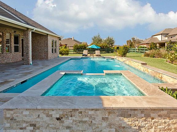 5th image of 5130 Water Oak Cres