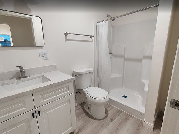 5th image of 1123 E 106th St #1/2