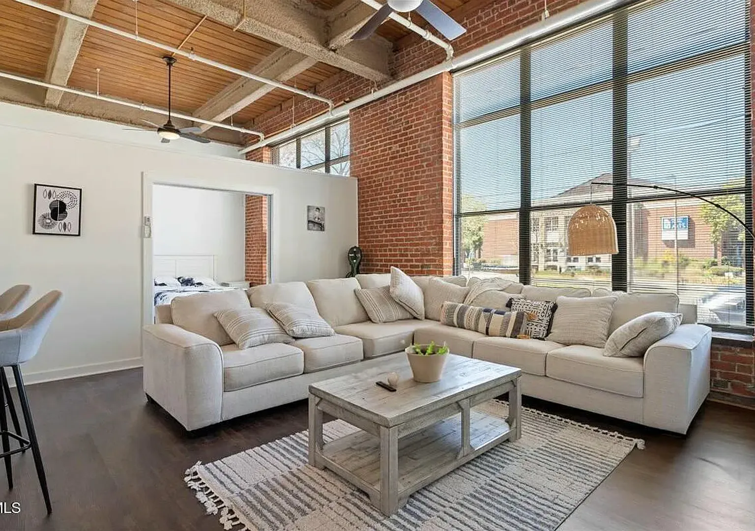 Historic Downtown Durham Loft with Modern Features — Photo 3