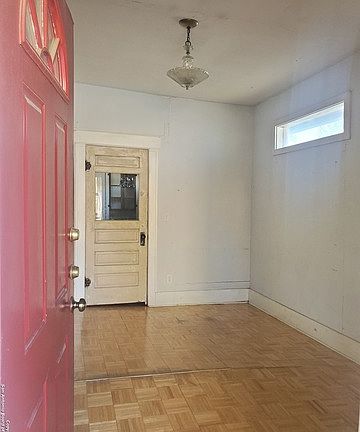 3rd image of 1244 Santa Anna