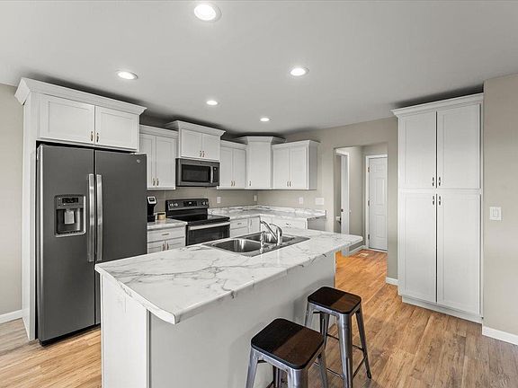 5th image of 1218 Loren Dr