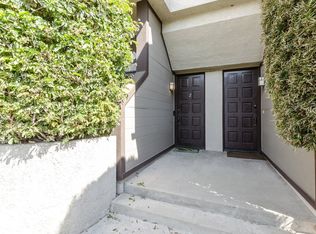 18843 Hatteras St UNIT 2, Tarzana, CA 91356