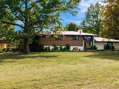 1906 Memorial Dr, Claremore, OK, 74017
