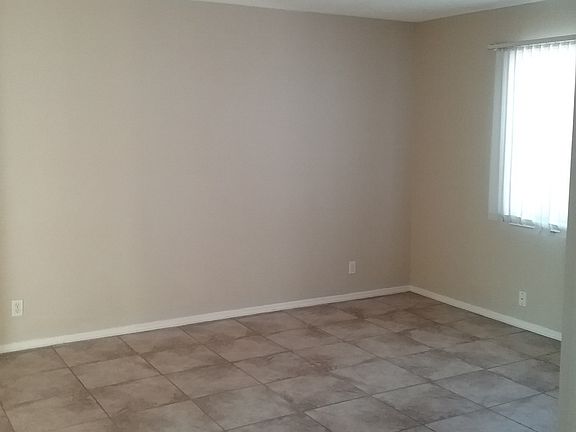 5th image of 3433 Sunnyside Ave