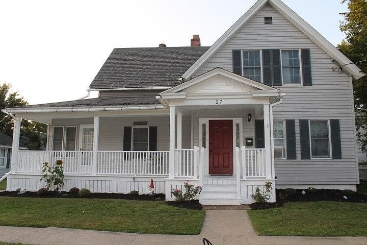 1st image of 27 Howard St