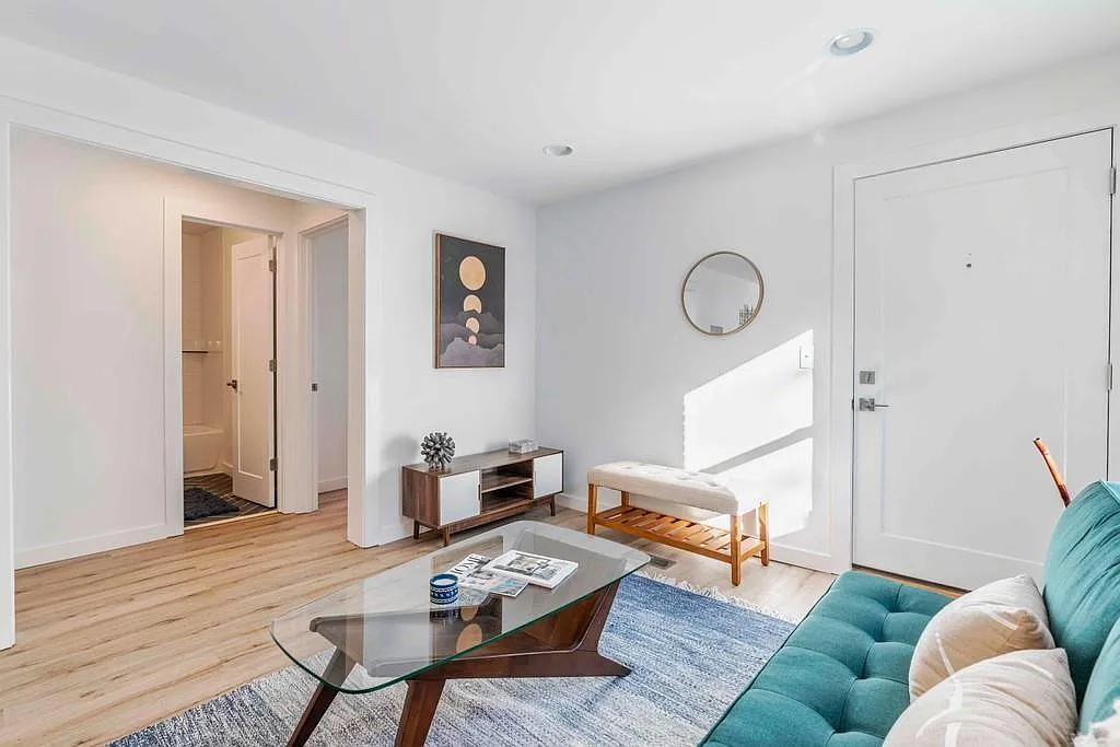 2 bed, 1.0 bath, 850 sqft, $2,200 — Photo 4
