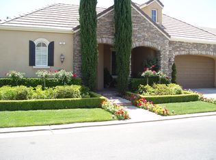 36 W Prescott Ave, Clovis, CA 93619