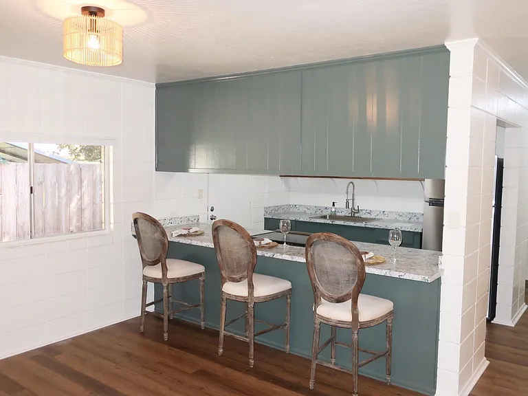 219 N Main St #4 — Photo 7