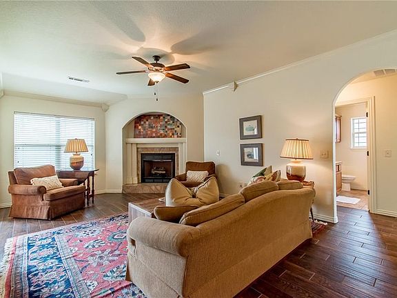 3rd image of 4178 W Mahogany Dr
