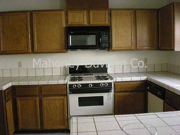 3rd image of 933 Wood Sorrel Dr