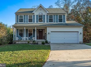 2 Morningstar Ct, Sicklerville, NJ 08081