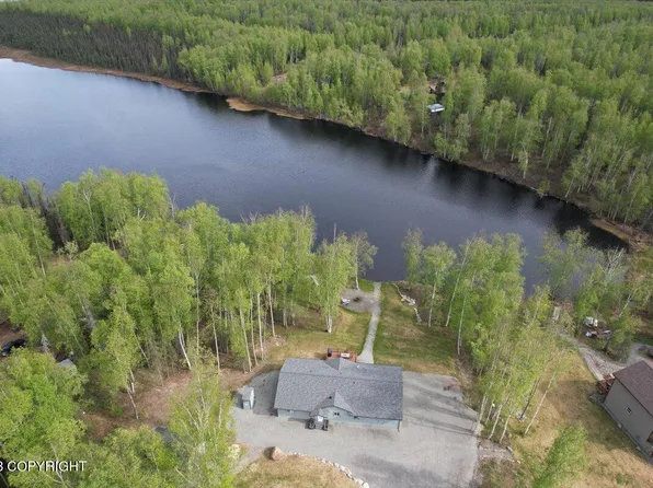 8780 W Elliott Cir, Wasilla, AK 99623