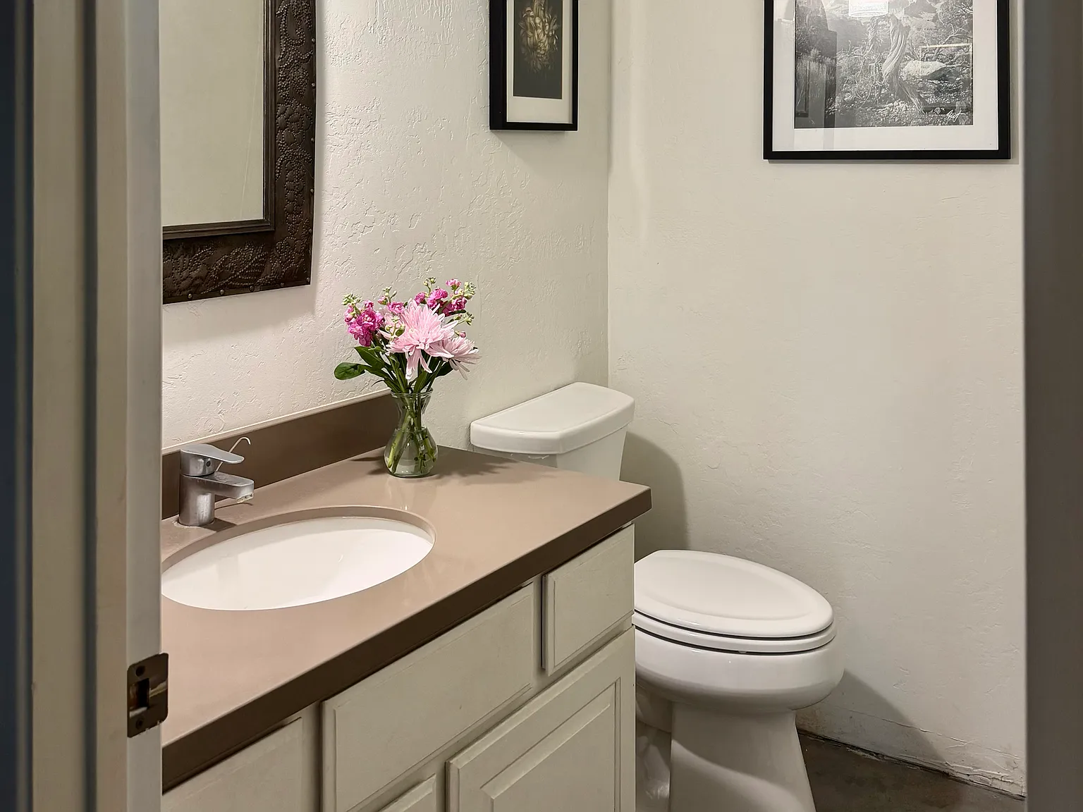 2 bed, 2.5 bath, 1491 sqft, $2,400 — Photo 2