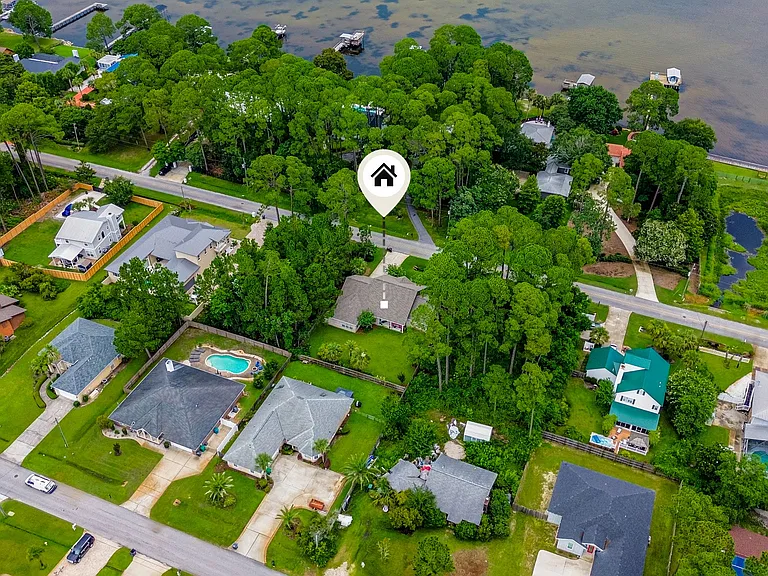 615 Shore Dr — Photo 62