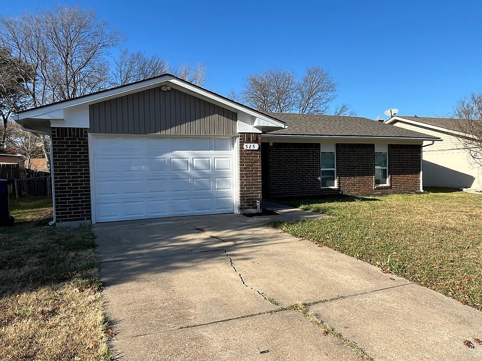 1st image of 525 Oxford Park