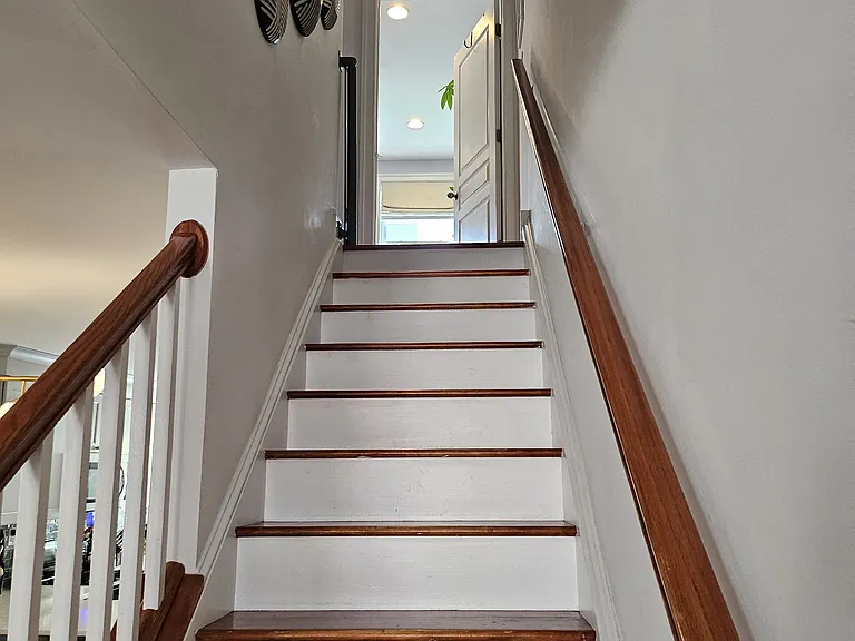 1604 Kater St — Photo 22