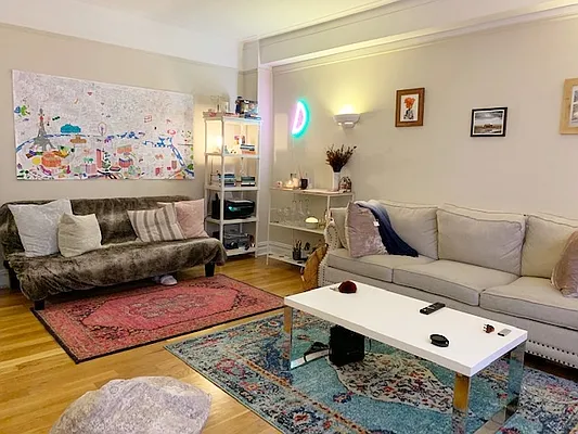 Rented by Rita S Citrin, LREB | media 32