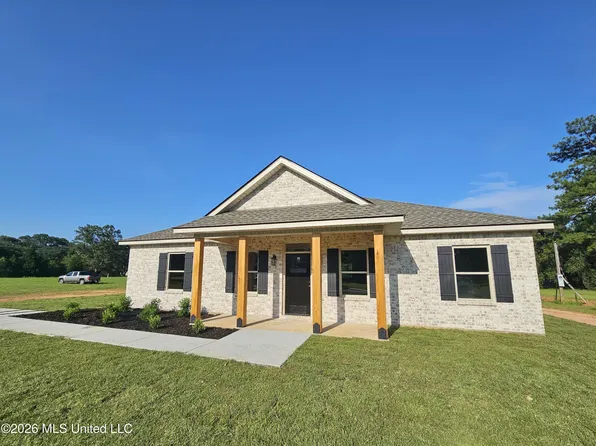 1692 Ceasar Rd, Carriere, MS 39426
