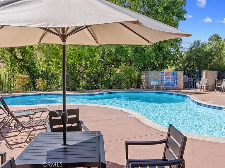5974 Ruthwood Dr — Photo 25