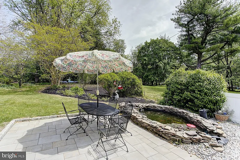 Thumbnail 16