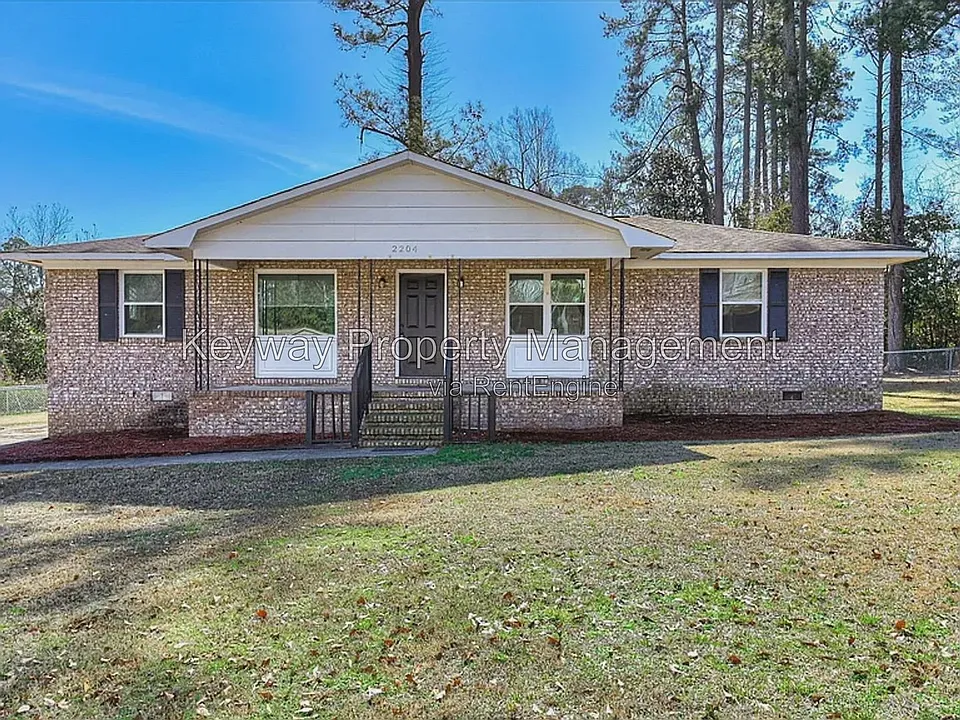 2204 Sandra Ct