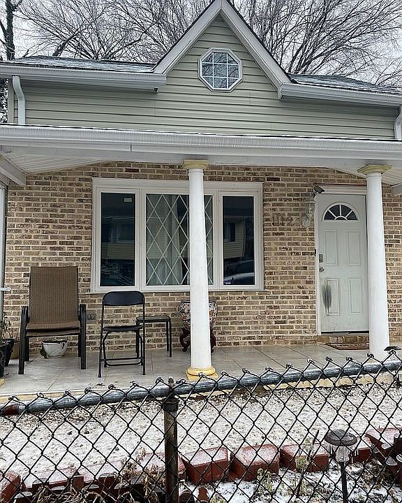 2nd image of 1112 Nova Ave
